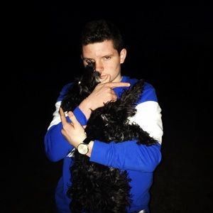 Meet your Posher, Brady